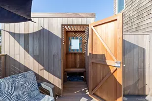 37 Traffic Ave, Ocean Beach, NY 11770 - Photo 9