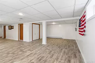 6 Edcris Ln, Huntington, NY 11743 - Photo 35