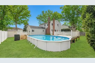 175 Shelby Avenue, Holbrook, NY 11741 - Photo 19