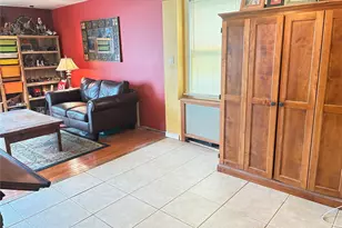 3 Chestnut Ave, Floral Park, NY 11001 - Photo 7