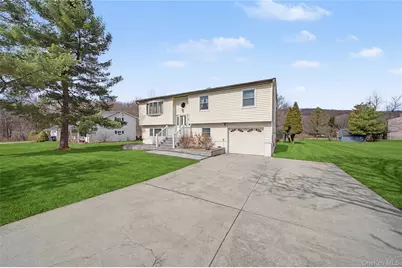 6 Adams Court, Monroe, NY 10950 - Photo 3