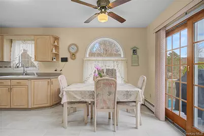 6 Adams Court, Monroe, NY 10950 - Photo 11