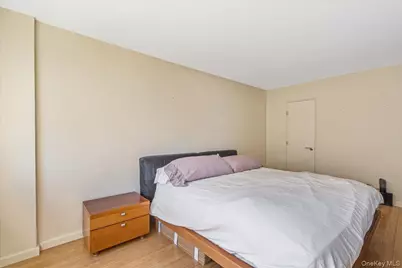 17-85 215th Street #8G, Bayside, NY 11360 - Photo 15