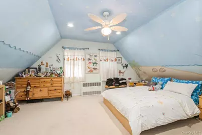 20047 39th Avenue, Bayside, NY 11361 - Photo 15