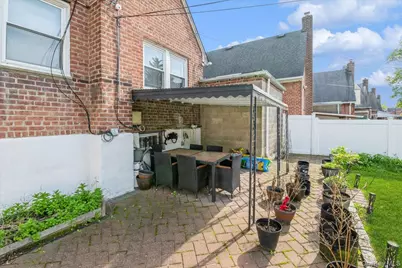 20047 39th Avenue, Bayside, NY 11361 - Photo 25