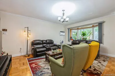 20047 39th Avenue, Bayside, NY 11361 - Photo 5