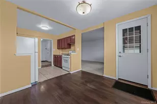 43-25 Douglaston Pkwy, Douglaston, NY 11363 - Photo 13