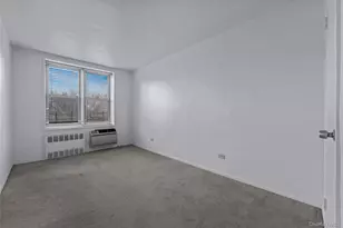 43-25 Douglaston Pkwy, Douglaston, NY 11363 - Photo 17