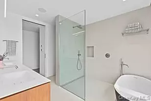 1080 Springs Fireplace Rd, East Hampton, NY 11937 - Photo 5