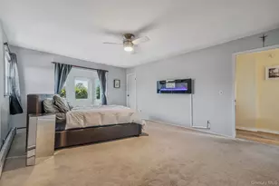 146 Awixa Ave, Bay Shore, NY 11706 - Photo 21