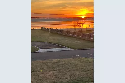 146 Awixa Avenue, Bay Shore, NY 11706 - Photo 39