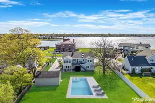 146 Awixa Ave, Bay Shore, NY 11706 - Photo 35