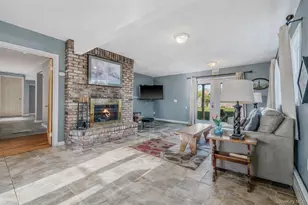 146 Awixa Ave, Bay Shore, NY 11706 - Photo 29