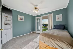 146 Awixa Ave, Bay Shore, NY 11706 - Photo 25