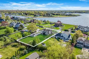 146 Awixa Ave, Bay Shore, NY 11706 - Photo 5