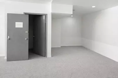 13621 41st Avenue, Flushing, NY 11355 - Photo 5