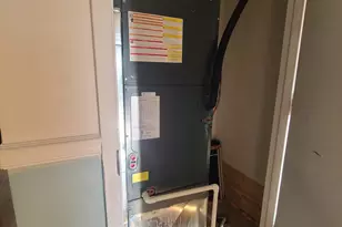 104-42 164th St, Jamaica, NY 11433 - Photo 11