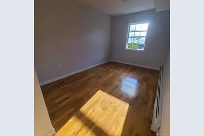 10442 164th Street, Jamaica, NY 11433 - Photo 7