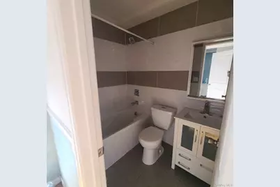 10442 164th Street, Jamaica, NY 11433 - Photo 5