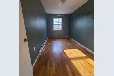 10442 164th Street, Jamaica, NY 11433 - Photo 9