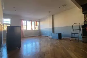 104-42 164th St, Jamaica, NY 11433 - Photo 21