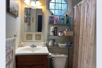 4 Fox Path, Coram, NY 11727 - Photo 15