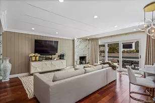 80 Knolls Dr N, Manhasset Hills, NY 11040 - Photo 7