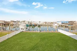 718 Guy Lombardo Ave, Freeport, NY 11520 - Photo 15