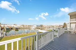 718 Guy Lombardo Ave, Freeport, NY 11520 - Photo 17