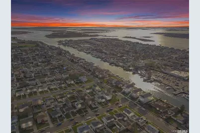 718 Guy Lombardo Avenue, Freeport, NY 11520 - Photo 7