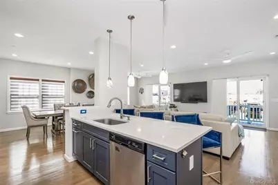 718 Guy Lombardo Avenue, Freeport, NY 11520 - Photo 5