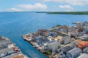 40 W 13th Rd, Broad Channel, NY 11693 - Photo 35