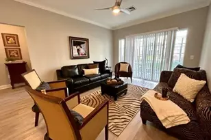 75 E Hoffman Ave, Lindenhurst, NY 11757 - Photo 9