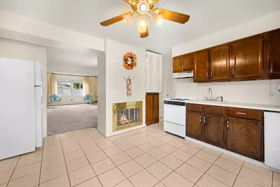 60 Flamingo Road, Levittown, NY 11756 - Photo 7