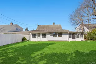 60 Flamingo Rd, Levittown, NY 11756 - Photo 47