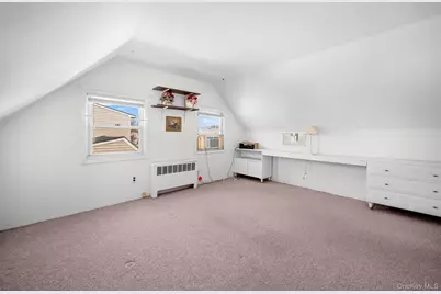 60 Flamingo Road, Levittown, NY 11756 - Photo 33