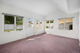 60 Flamingo Rd, Levittown, NY 11756 - Photo 13