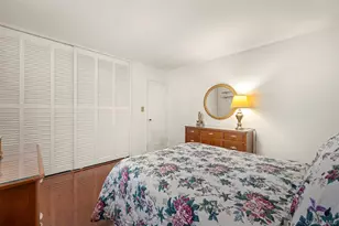 60 Flamingo Rd, Levittown, NY 11756 - Photo 23