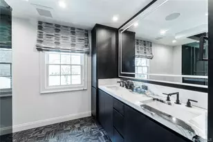 194 Whitehall Blvd, Garden City, NY 11530 - Photo 19