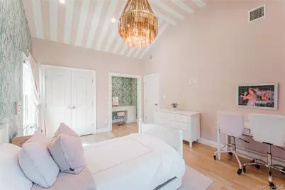 194 Whitehall Boulevard, Garden City, NY 11530 - Photo 21