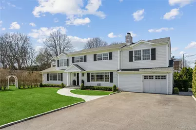 194 Whitehall Boulevard, Garden City, NY 11530 - Photo 33