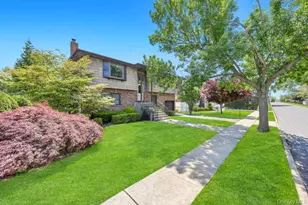 1840 Maurice Ave, East Meadow, NY 11554 - Photo 3