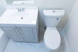 100 Clinton Ave, Mineola, NY 11504 - Photo 25