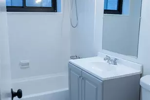 100 Clinton Ave, Mineola, NY 11504 - Photo 23