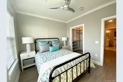 75 E Hoffman Avenue #2009, Lindenhurst, NY 11757 - Photo 9