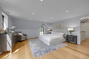 217 Sands Point Rd, Port Washington, NY 11050 - Photo 23