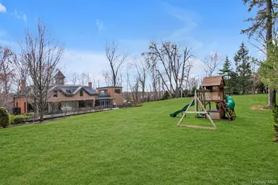 217 Sands Point Road, Port Washington, NY 11050 - Photo 37