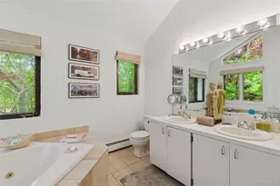 18 Quail Run, Hampton Bays, NY 11946 - Photo 35