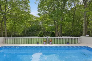 18 Quail Run, Hampton Bays, NY 11946 - Photo 7