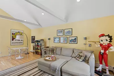 18 Quail Run, Hampton Bays, NY 11946 - Photo 25